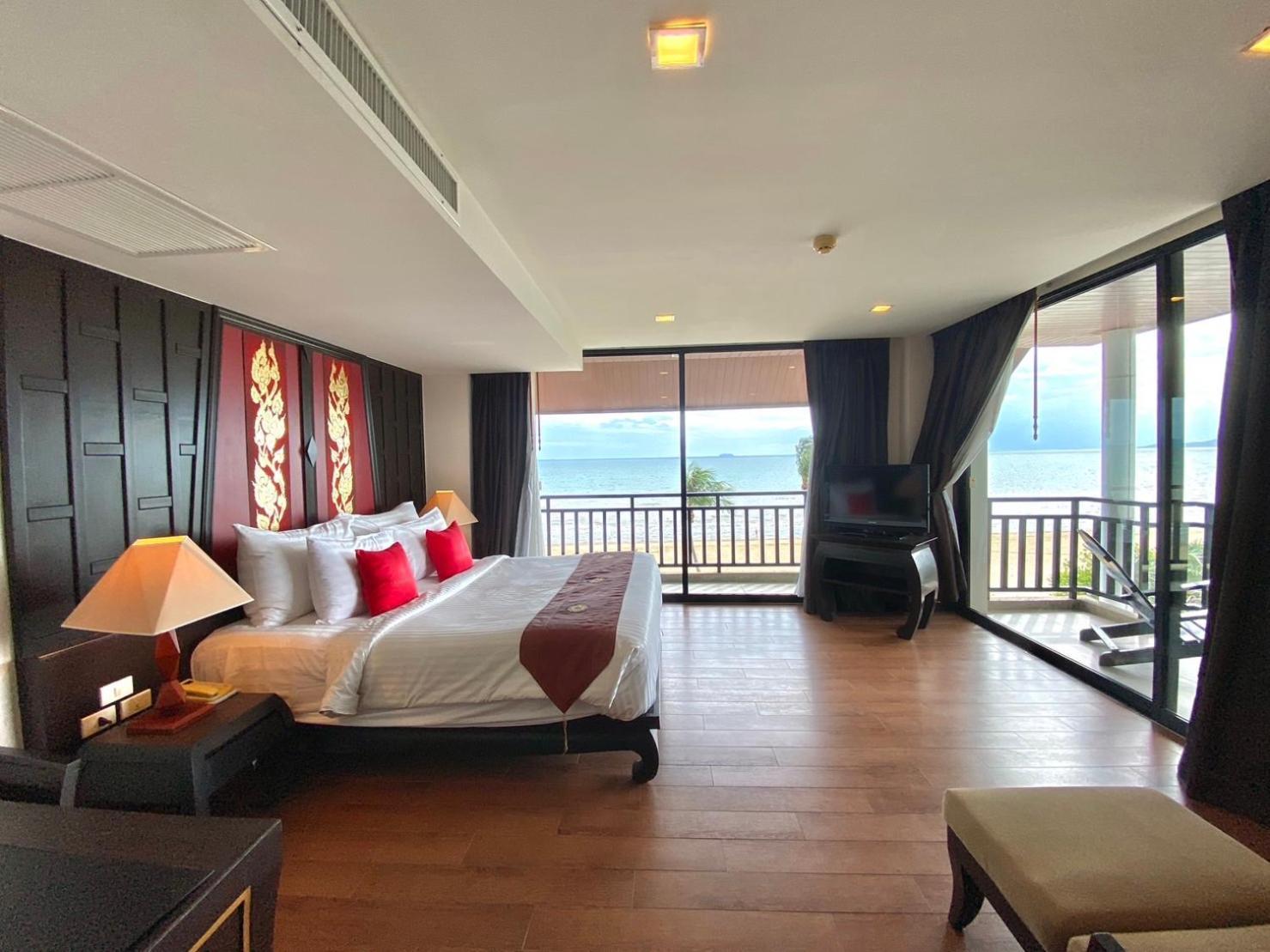Royal Thai Pavilion Jomtien Hotel Pattaya Exterior photo