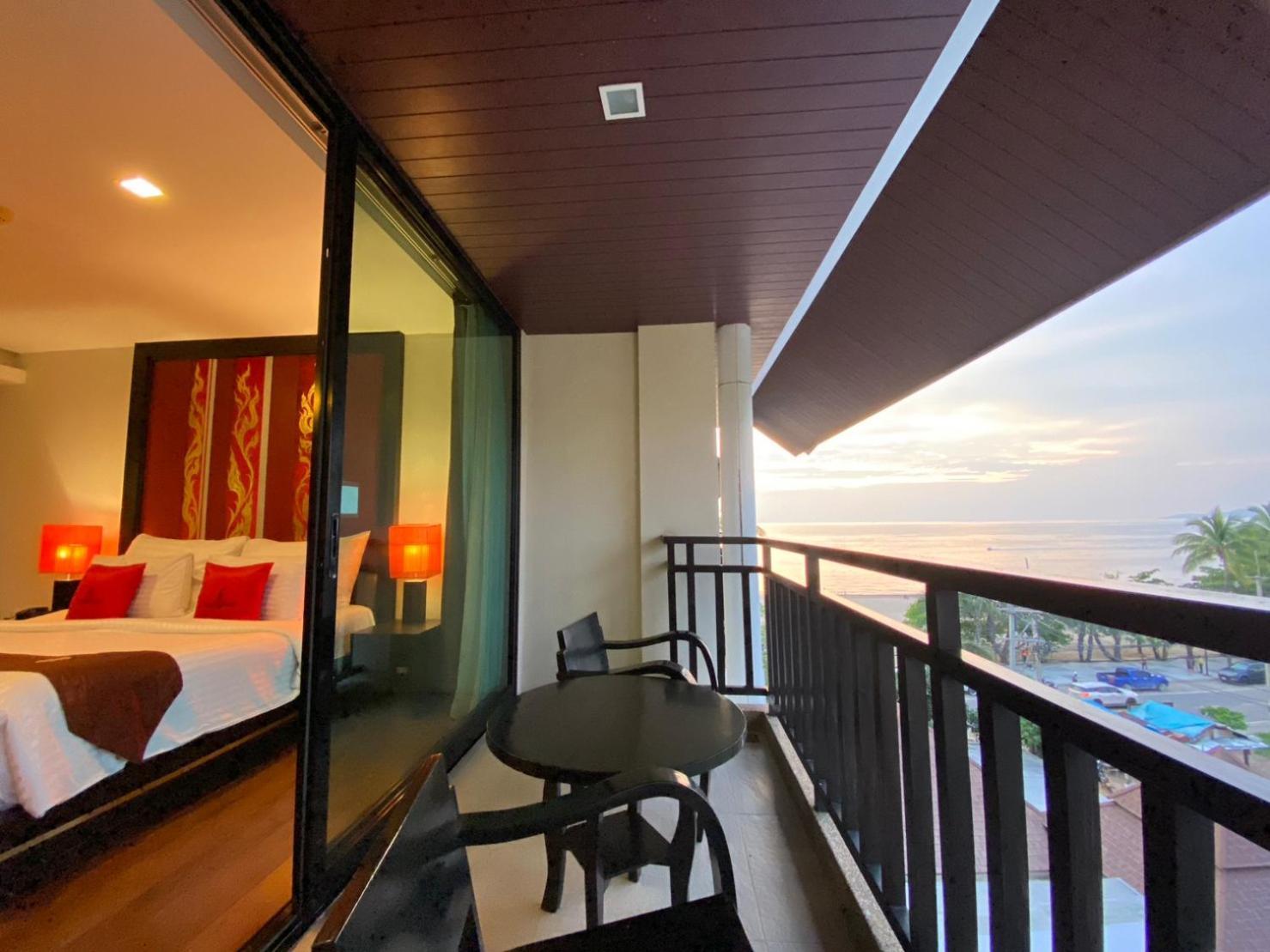 Royal Thai Pavilion Jomtien Hotel Pattaya Exterior photo