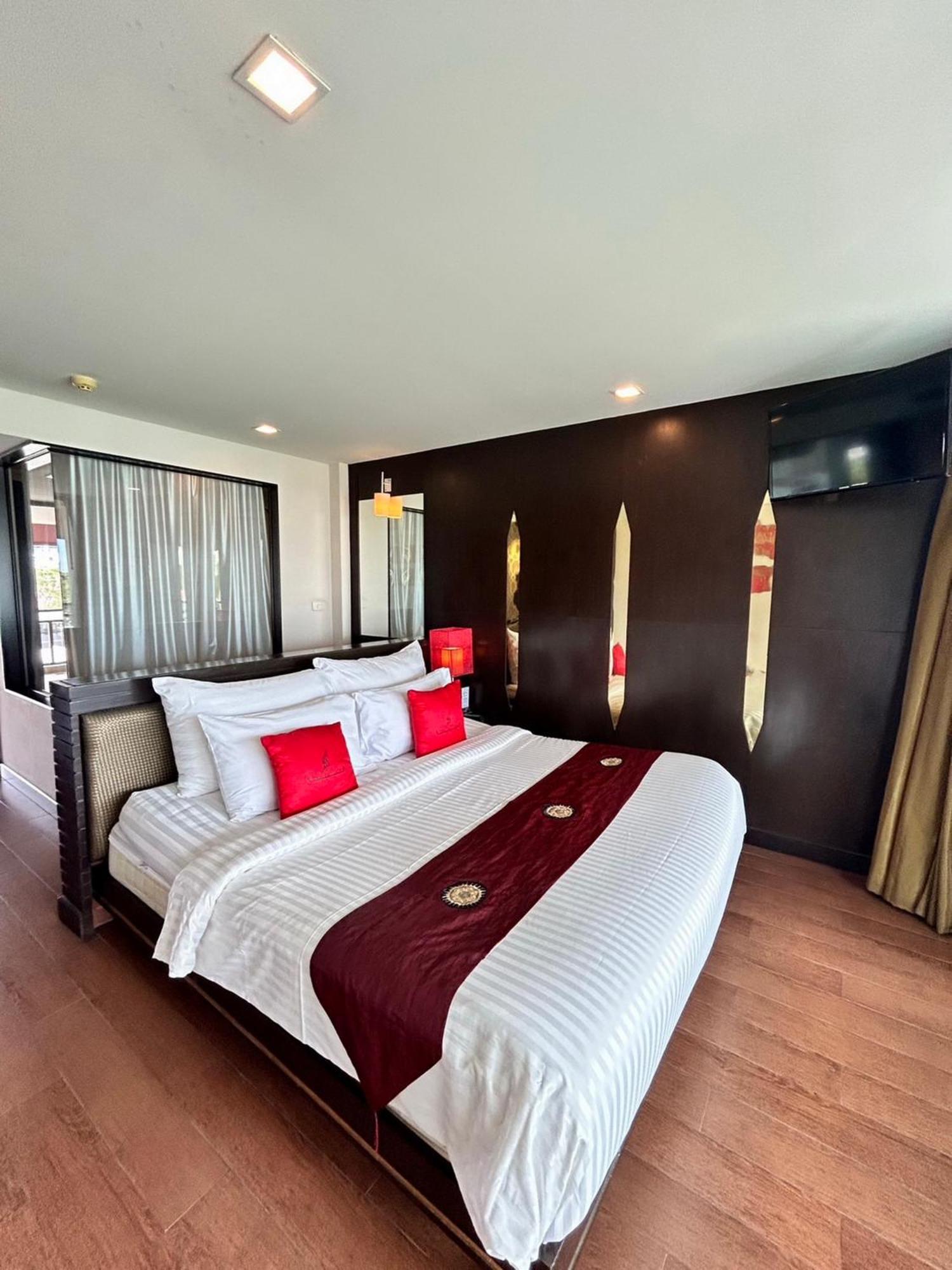 Royal Thai Pavilion Jomtien Hotel Pattaya Exterior photo